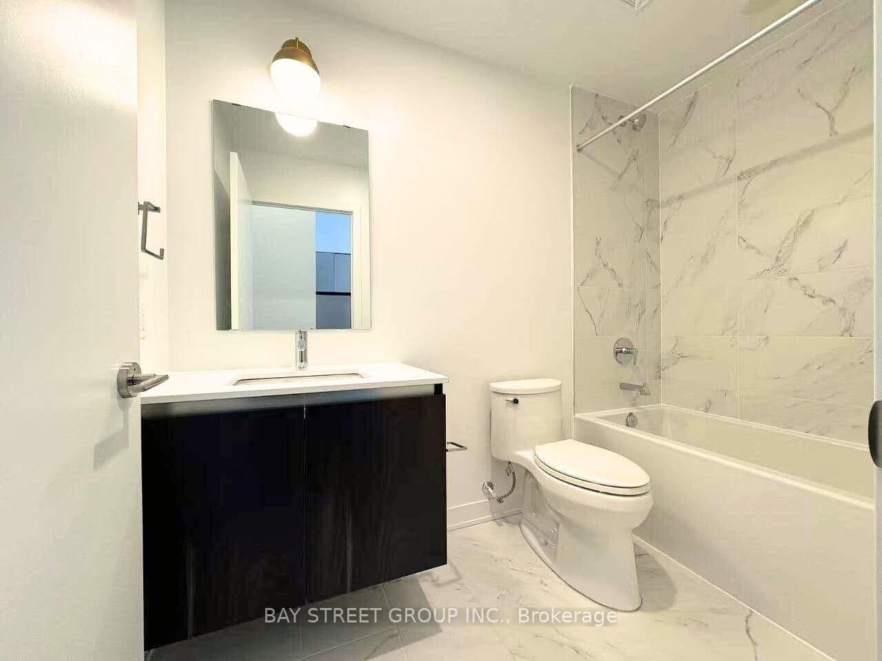 395 Dundas Street W, Unit 130 thumbnail 8