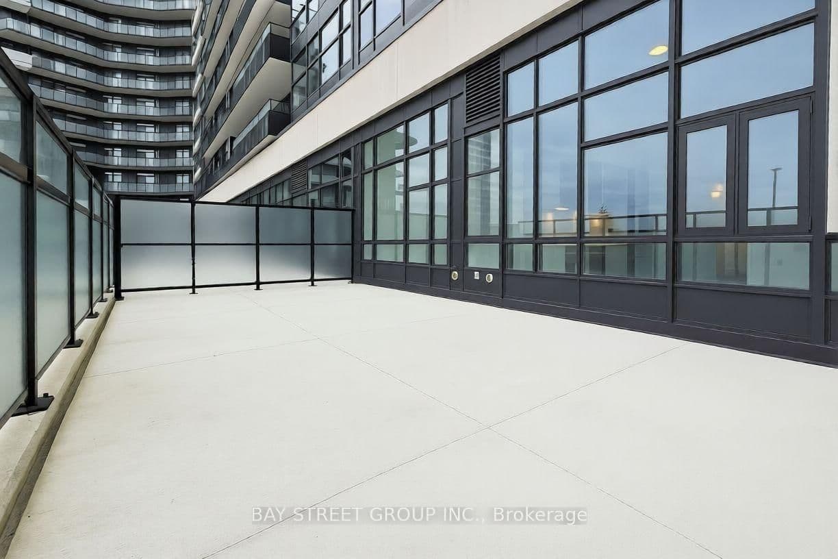 395 Dundas Street W, Unit 130 thumbnail 9