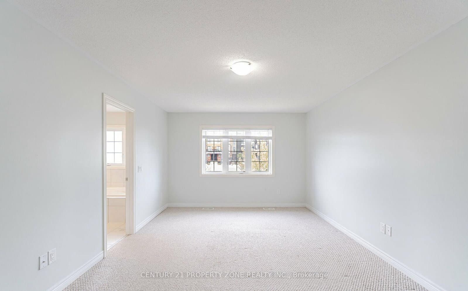 6 Dufay Road thumbnail 10