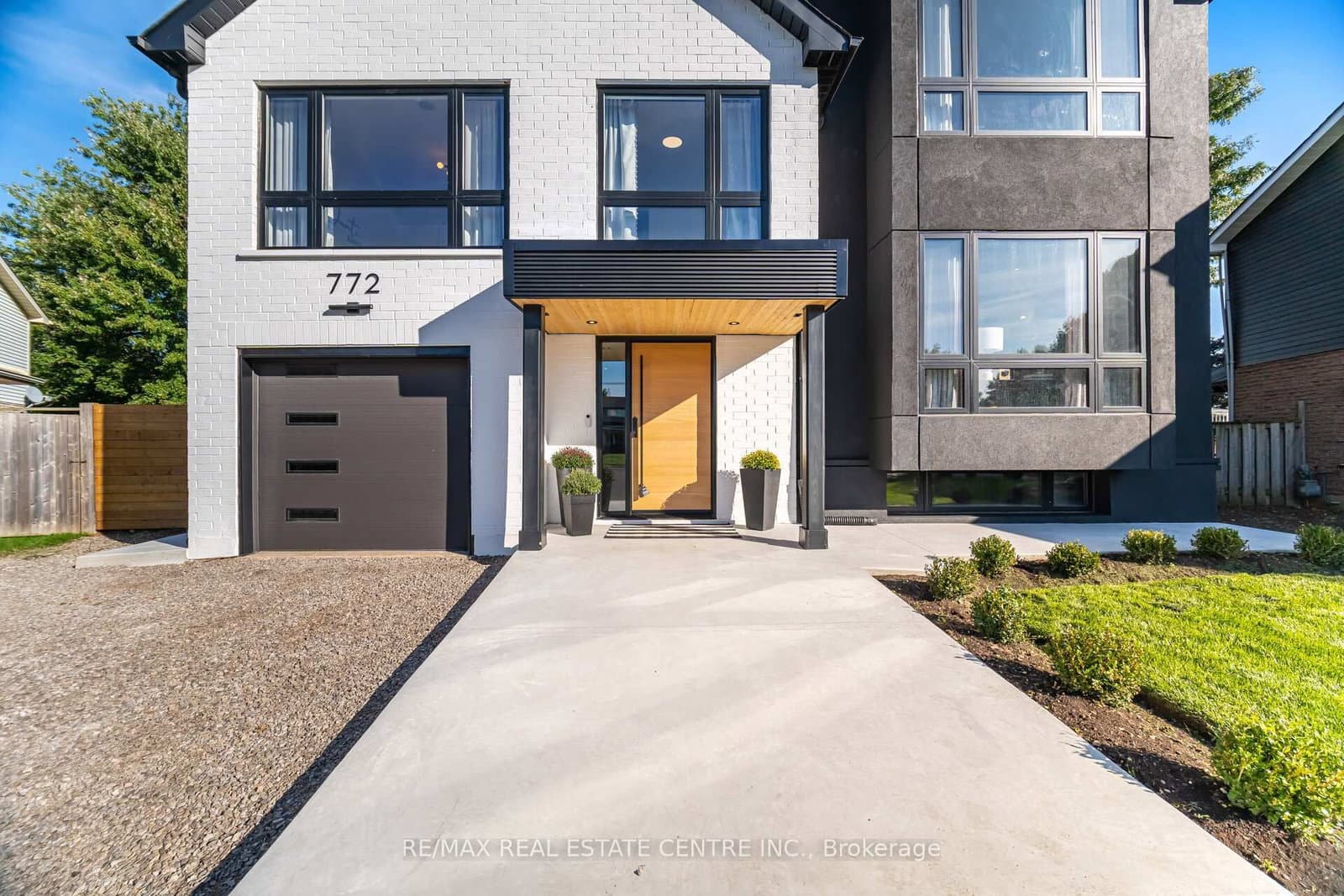 772 Banting Court thumbnail 2