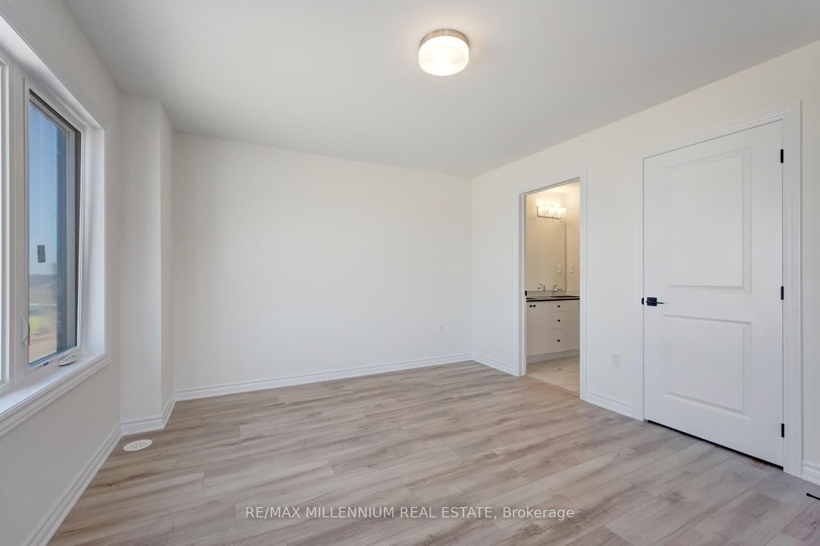 36 Thornbird Crescent, Unit Upper thumbnail 20