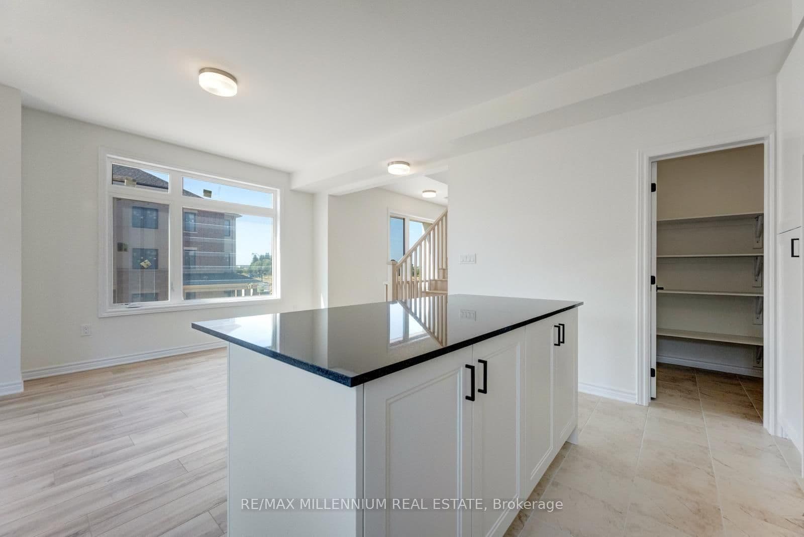36 Thornbird Crescent, Unit Upper thumbnail 25