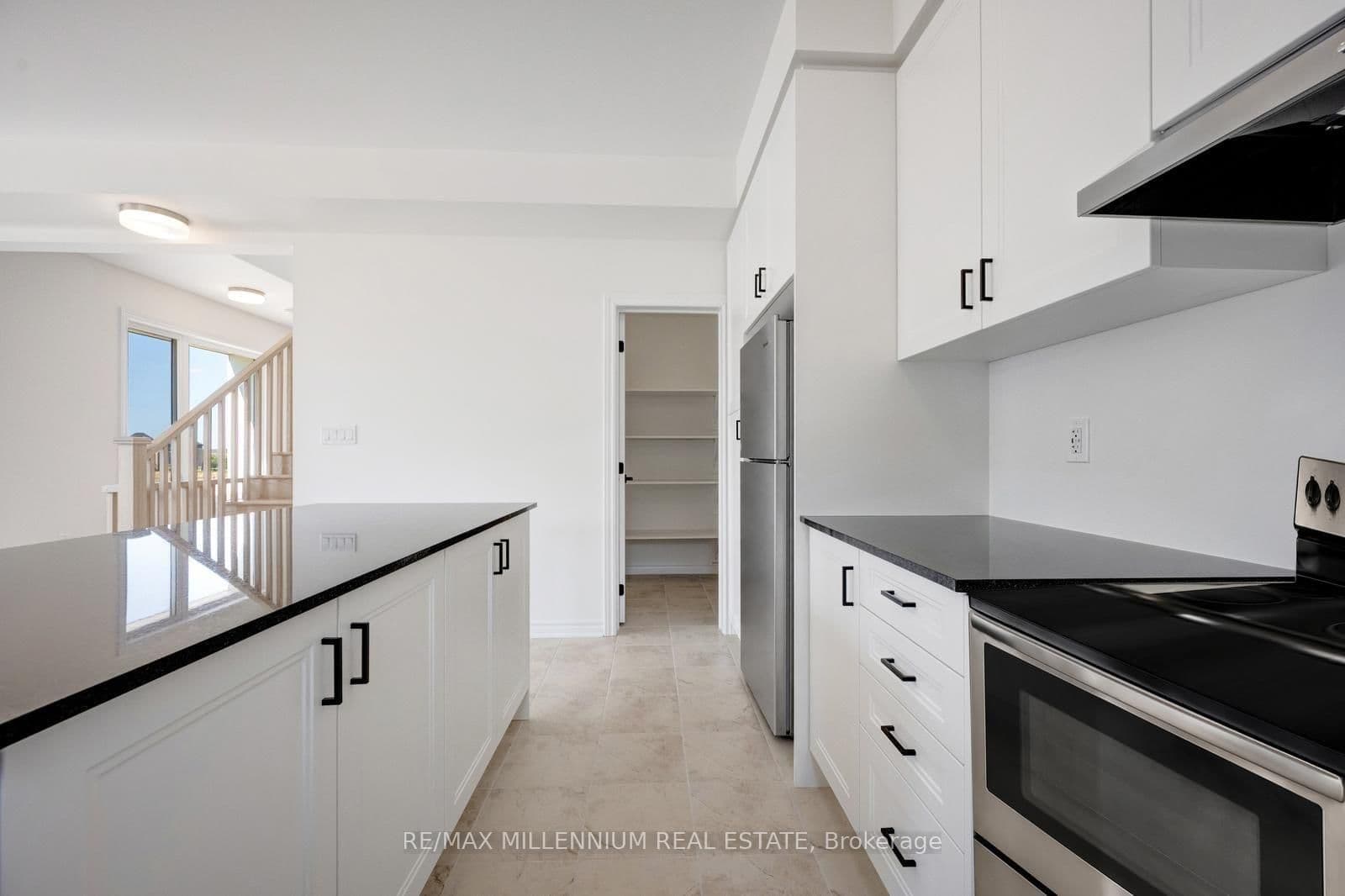 36 Thornbird Crescent, Unit Upper thumbnail 47