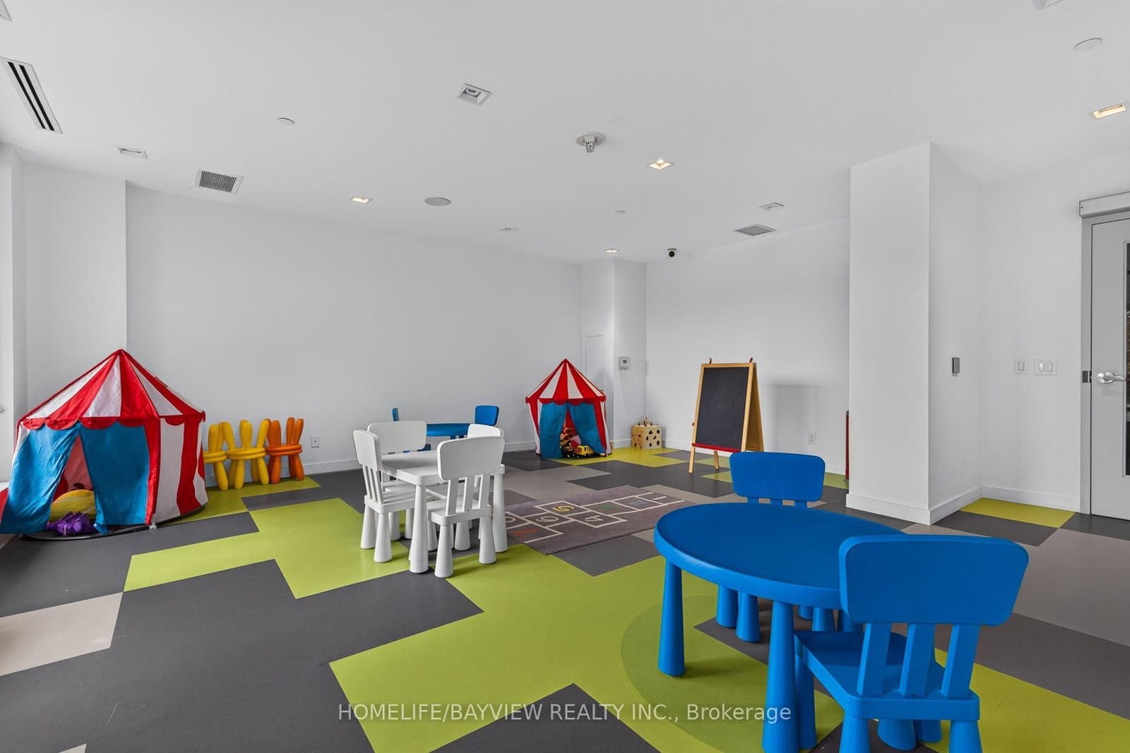 7 Smith Crescent, Unit 609 thumbnail 37