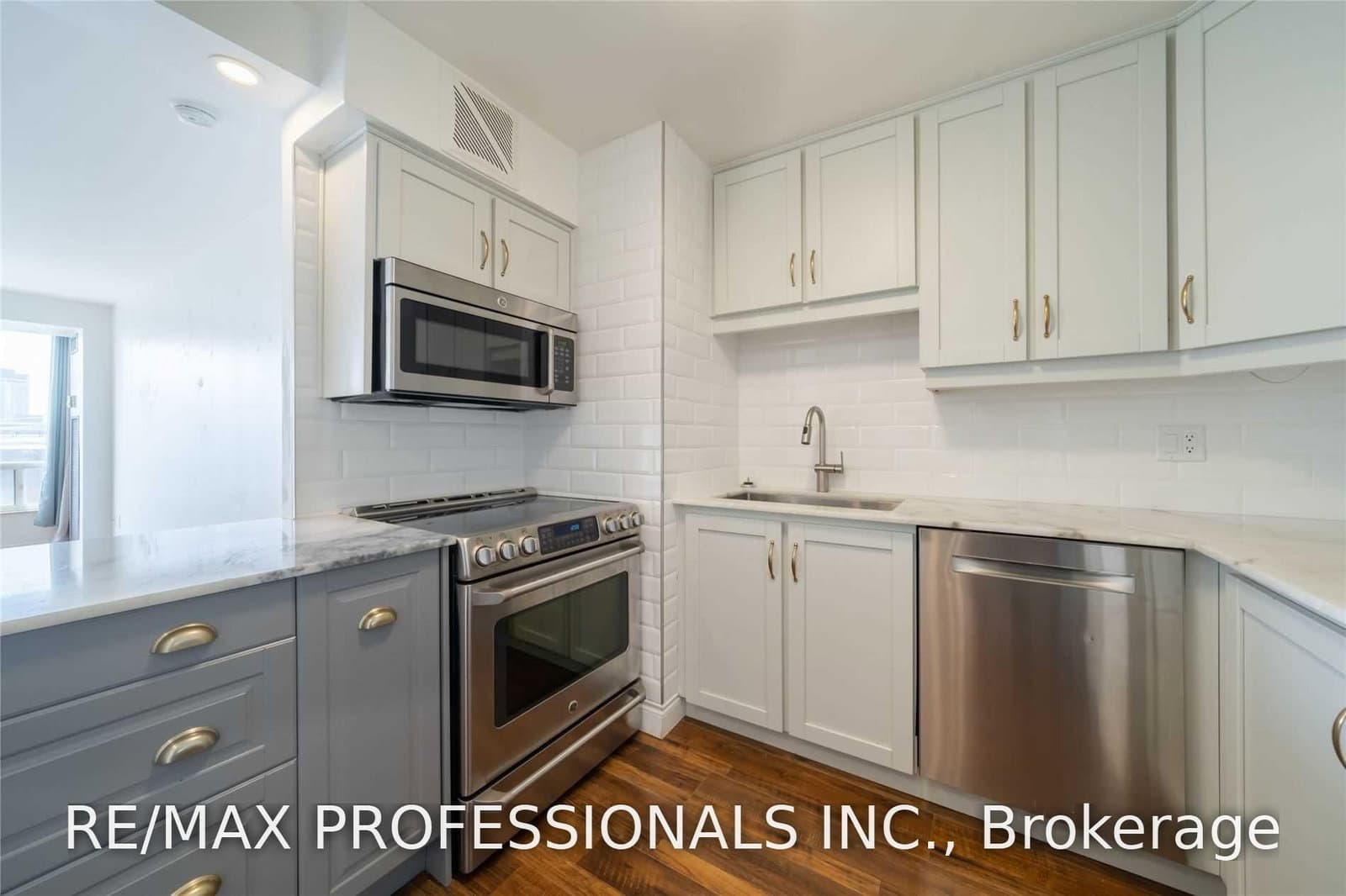 1300 Islington Avenue, Unit 809 thumbnail 11