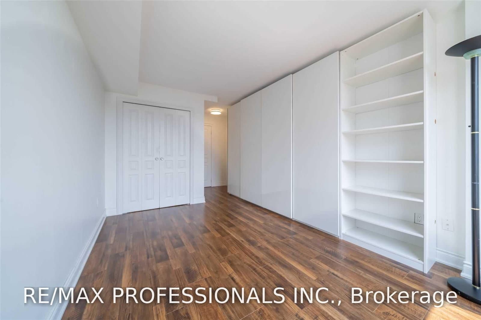 1300 Islington Avenue, Unit 809 thumbnail 19