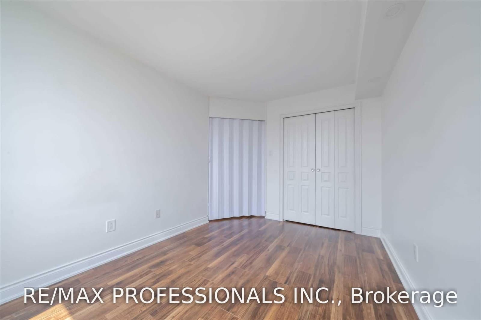 1300 Islington Avenue, Unit 809 thumbnail 20