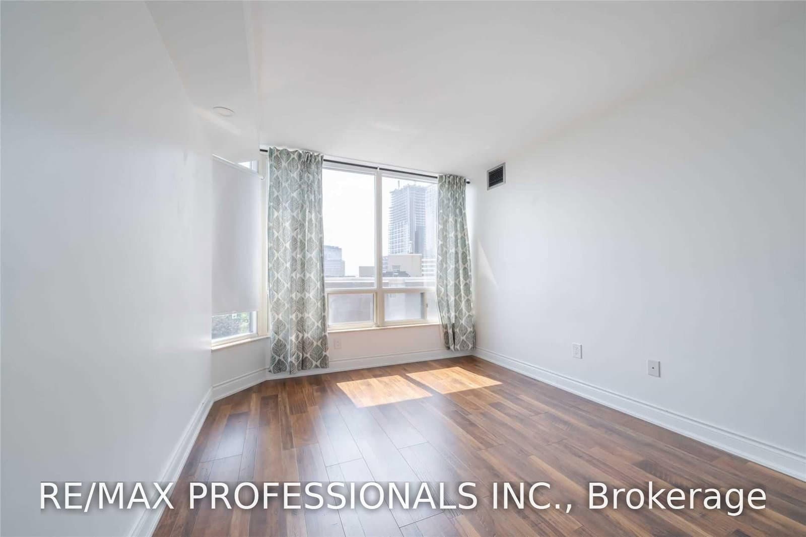 1300 Islington Avenue, Unit 809 thumbnail 22