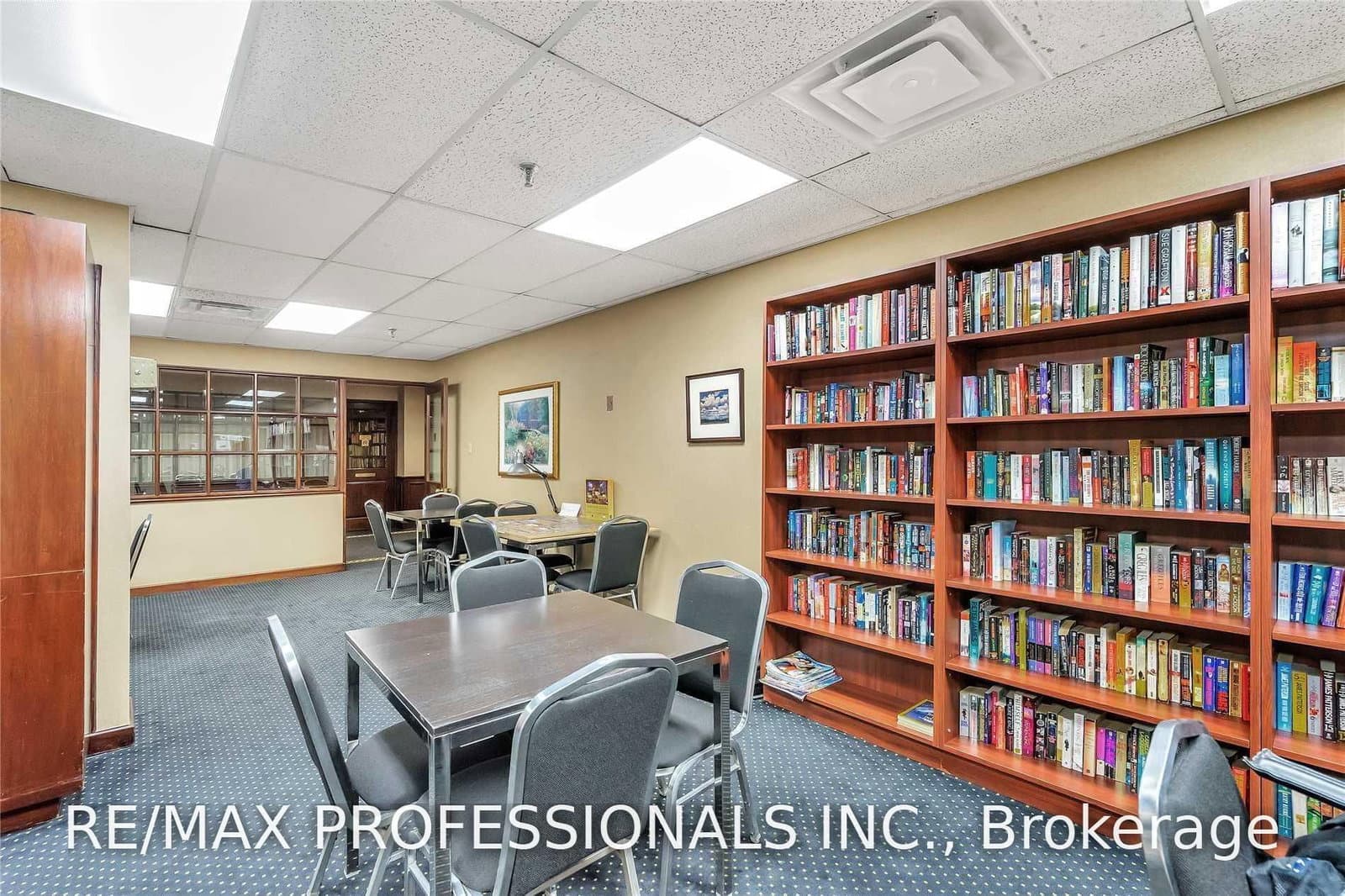 1300 Islington Avenue, Unit 809 thumbnail 33
