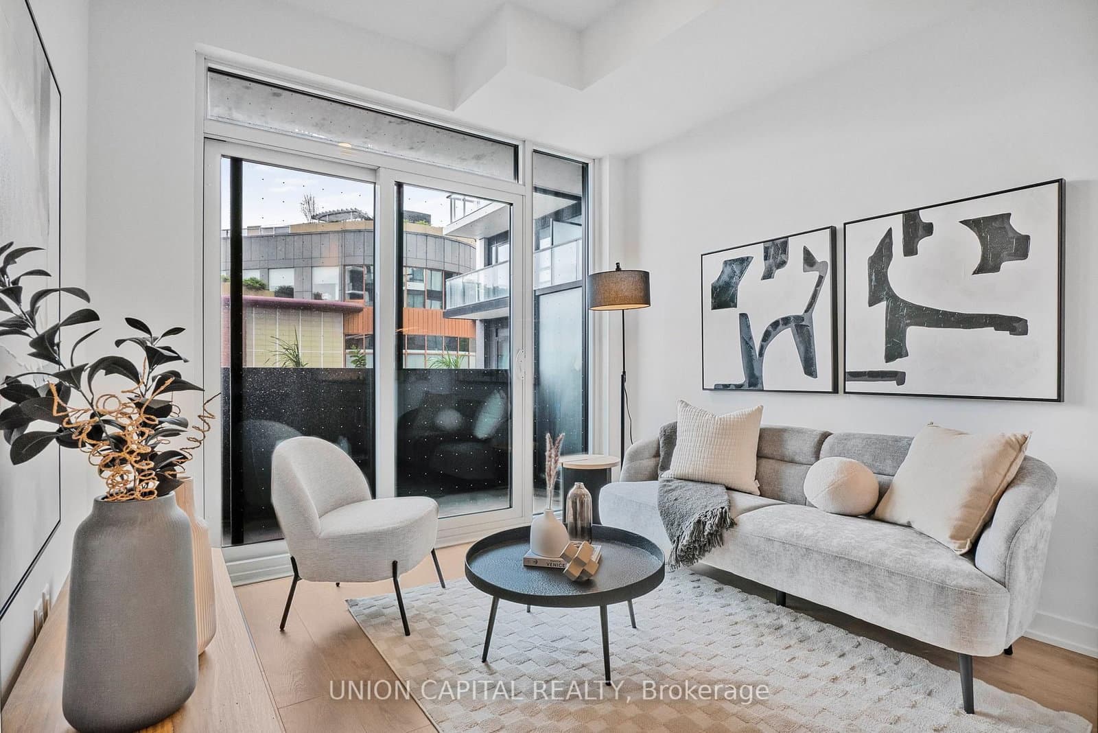 1100 Sheppard Avenue W, Unit 302 thumbnail 2