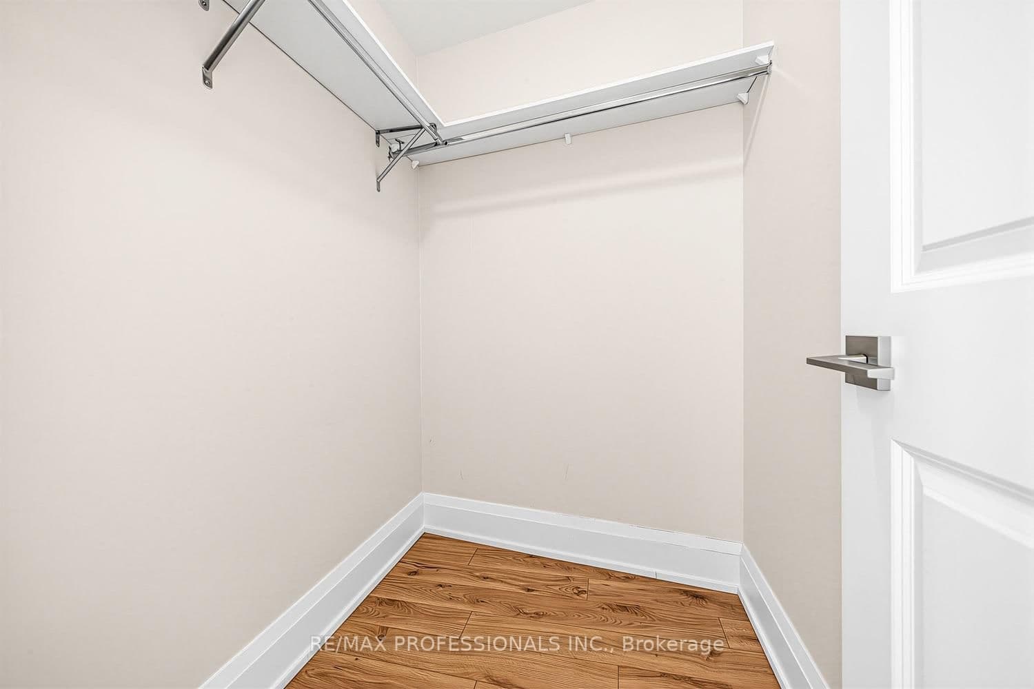 2 Old Mill Drive, Unit 417 thumbnail 16