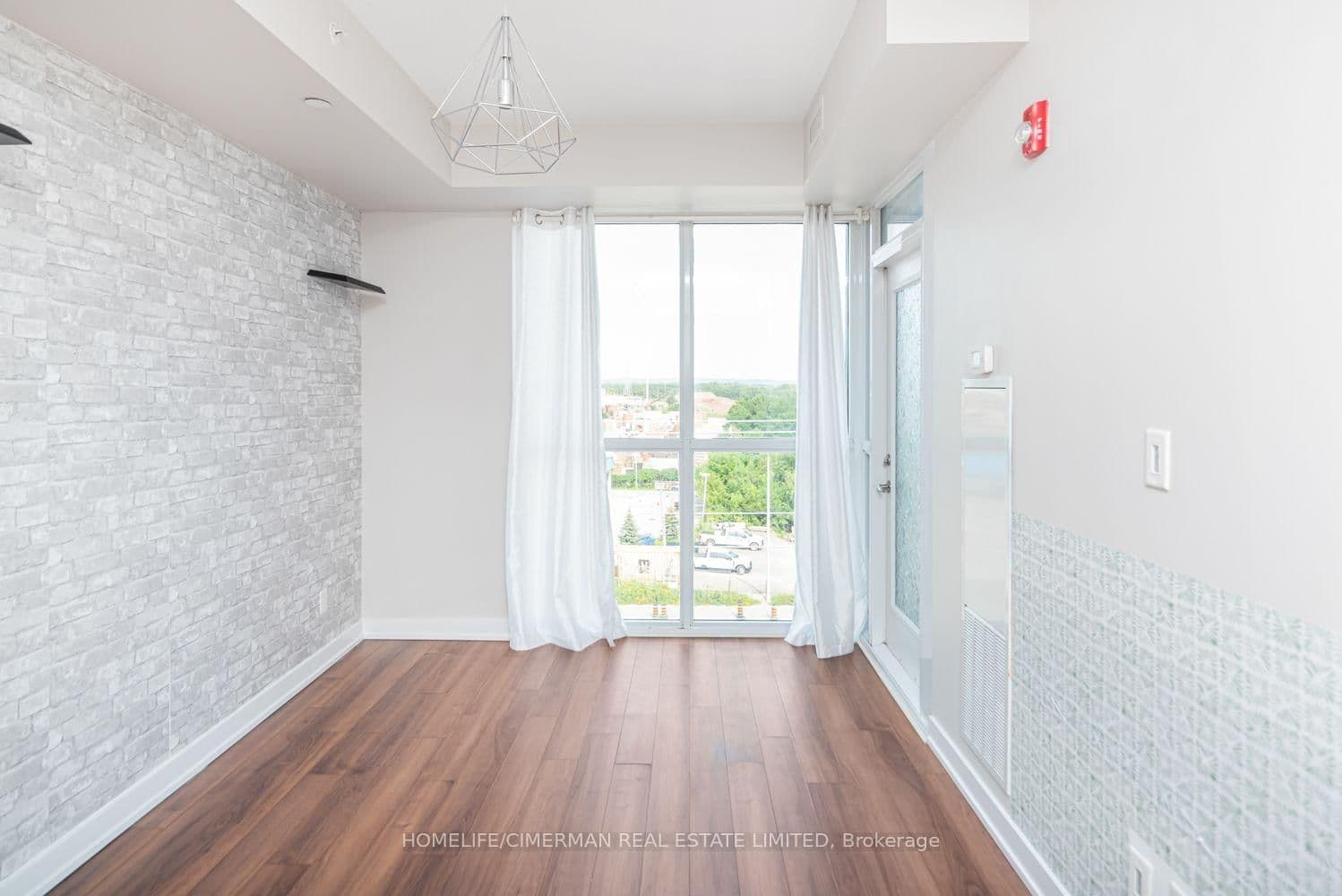 5240 Dundas Street, Unit B608 thumbnail 10