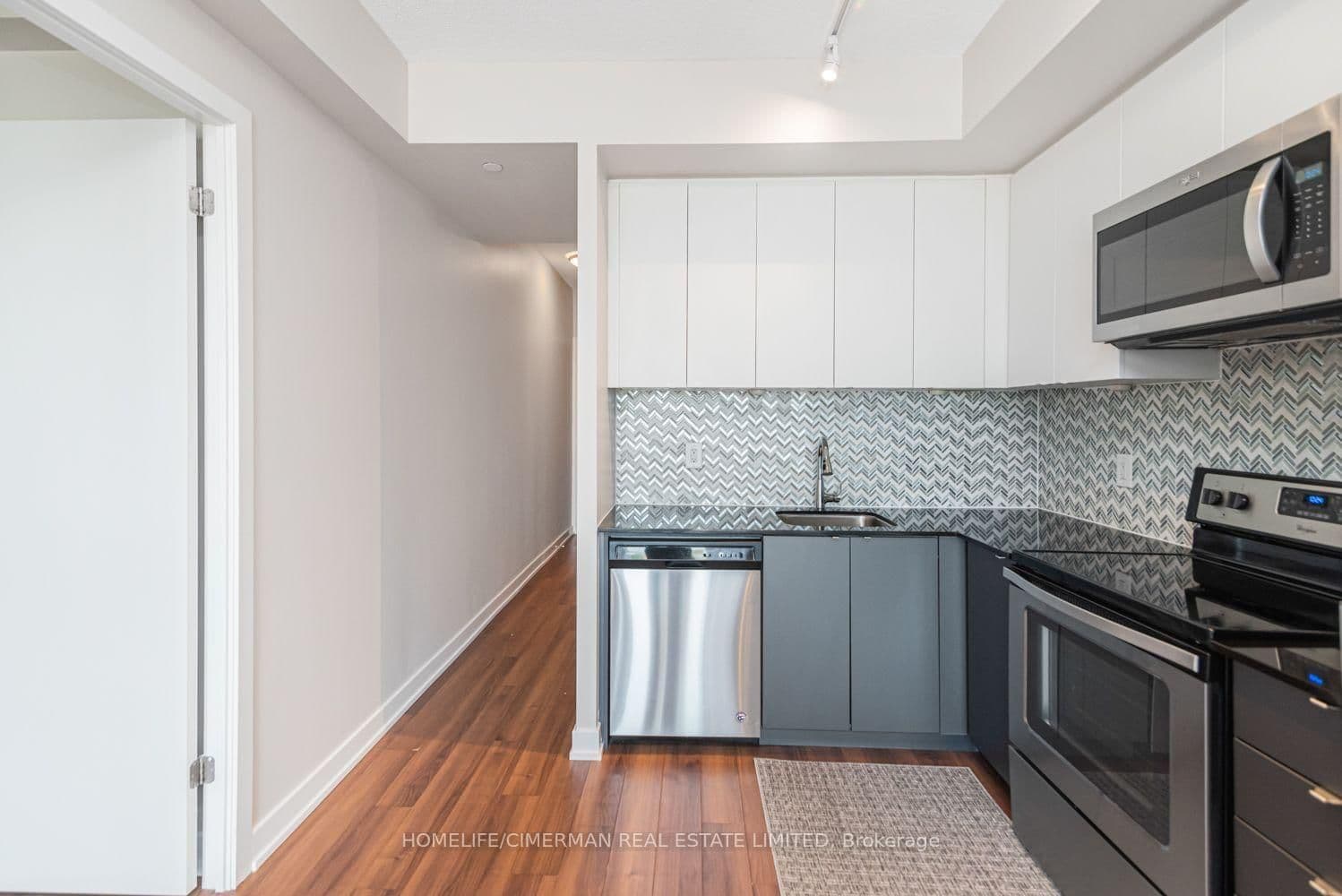 5240 Dundas Street, Unit B608 thumbnail 11
