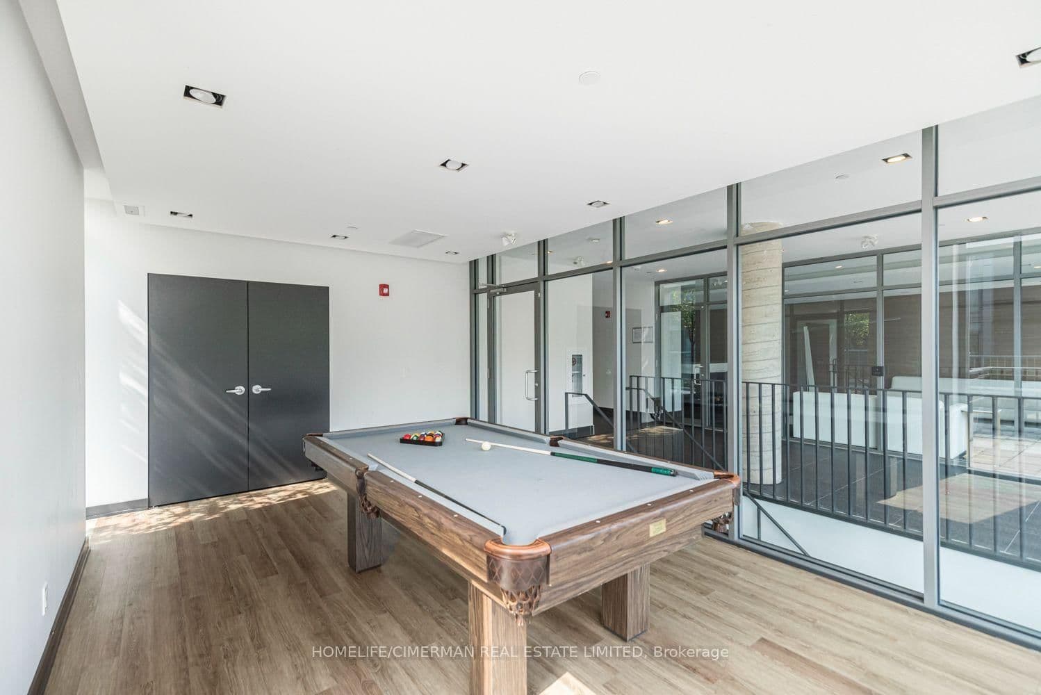 5240 Dundas Street, Unit B608 thumbnail 34