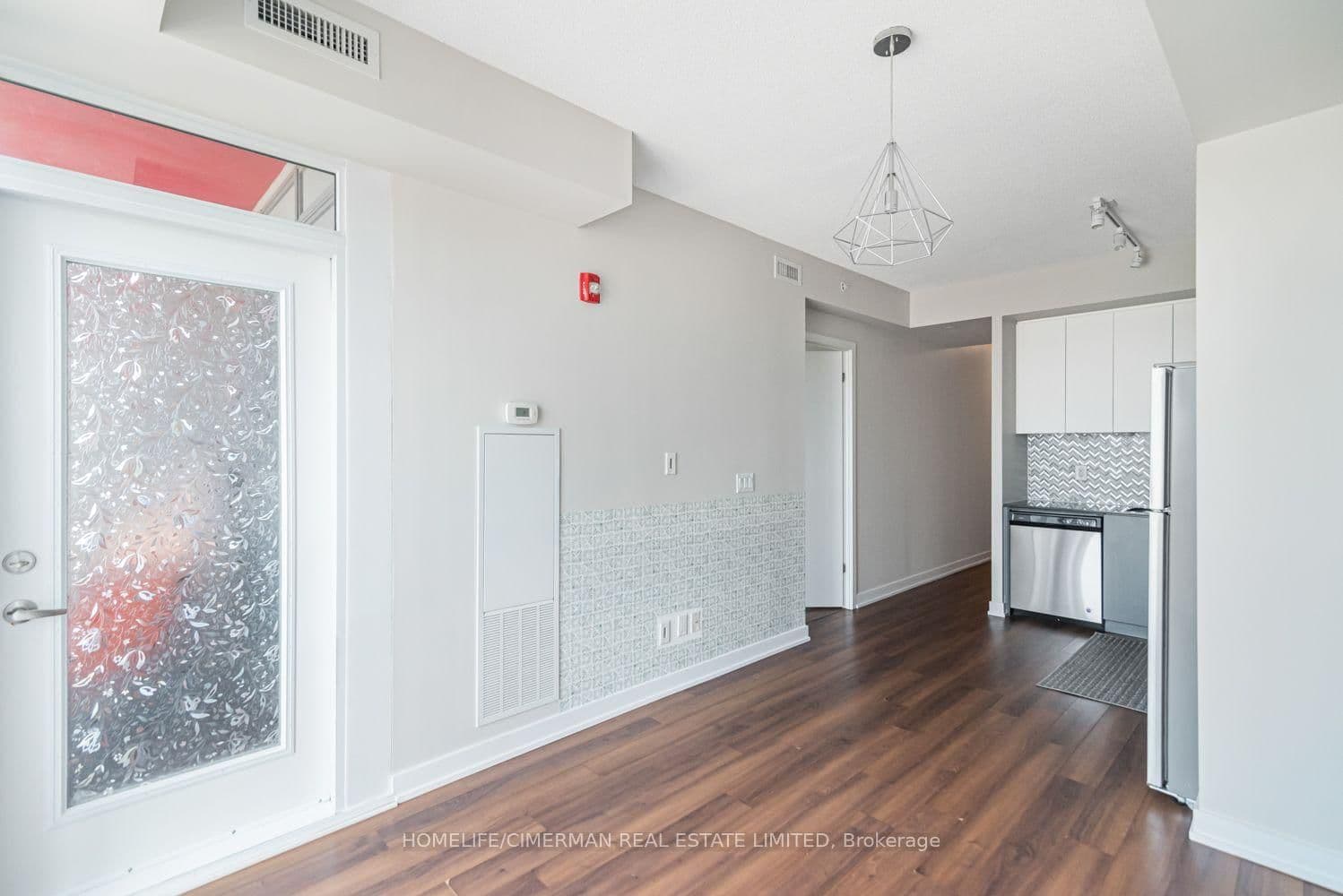 5240 Dundas Street, Unit B608 thumbnail 7