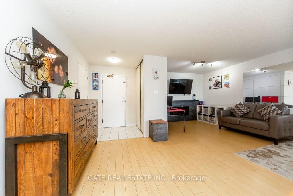 1 Rowntree Road, Unit 1111 thumbnail 8