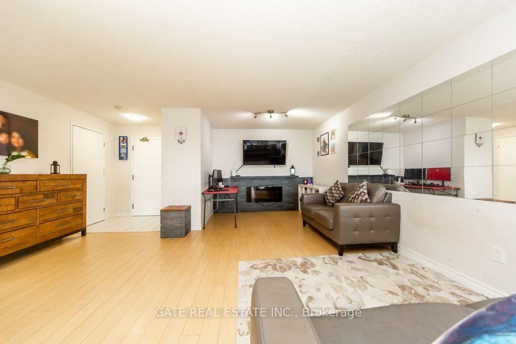 1 Rowntree Road, Unit 1111 thumbnail 9