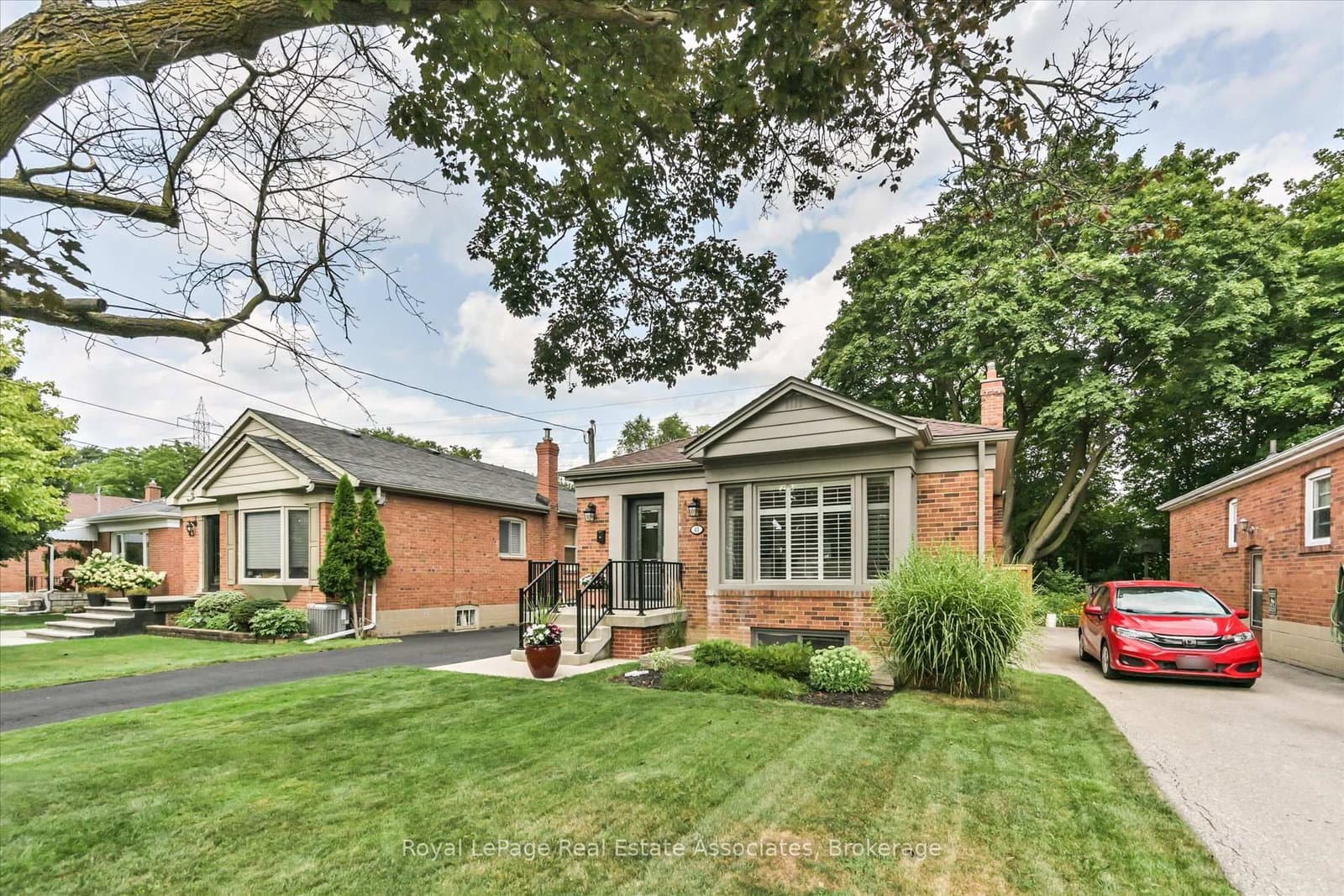 41 Ashbourne Drive thumbnail 2