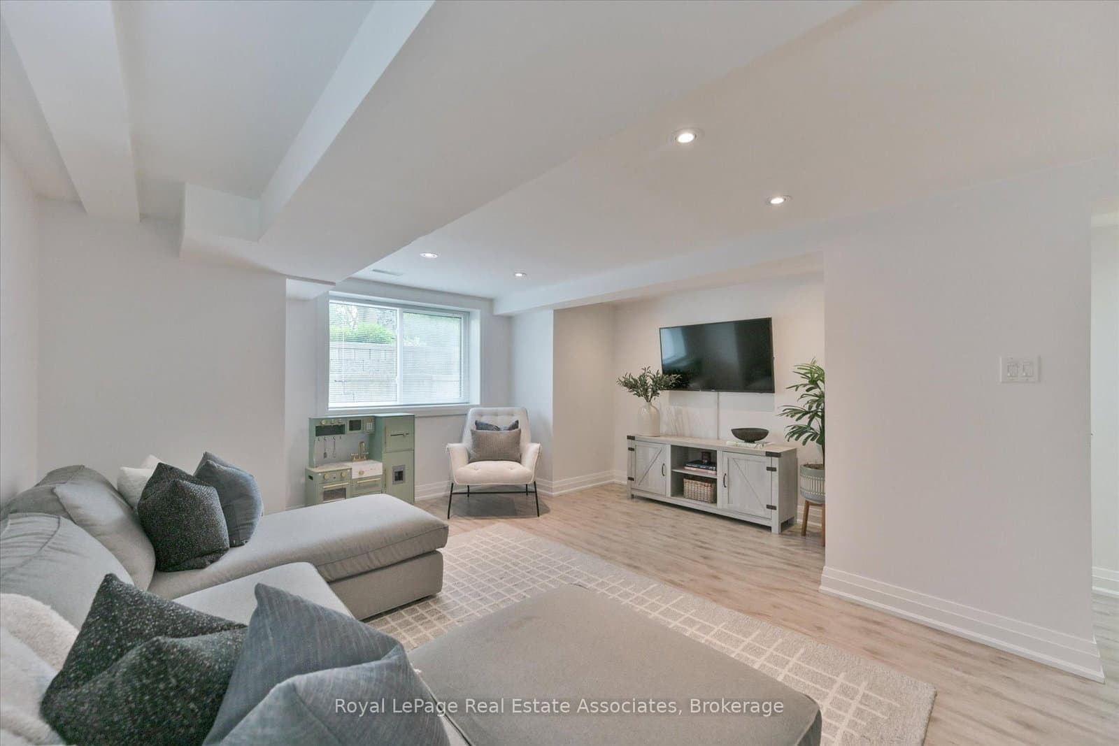 41 Ashbourne Drive thumbnail 28