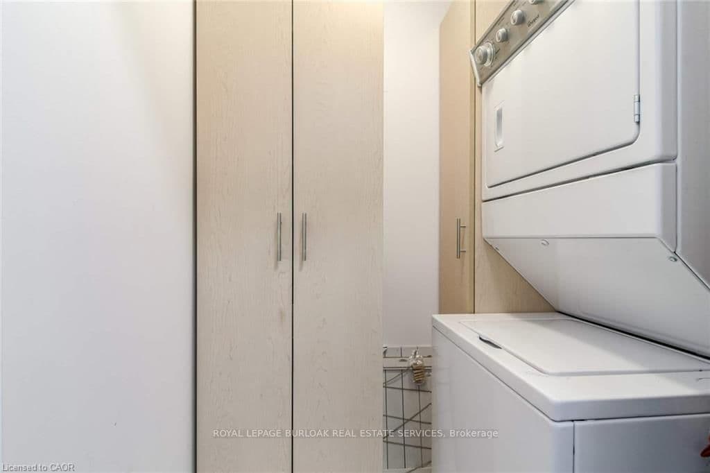 55 Speers Road, Unit 104 thumbnail 17