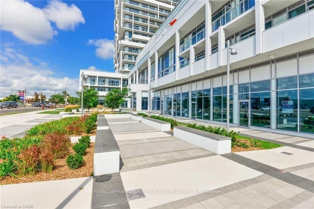 55 Speers Road, Unit 104 thumbnail 2