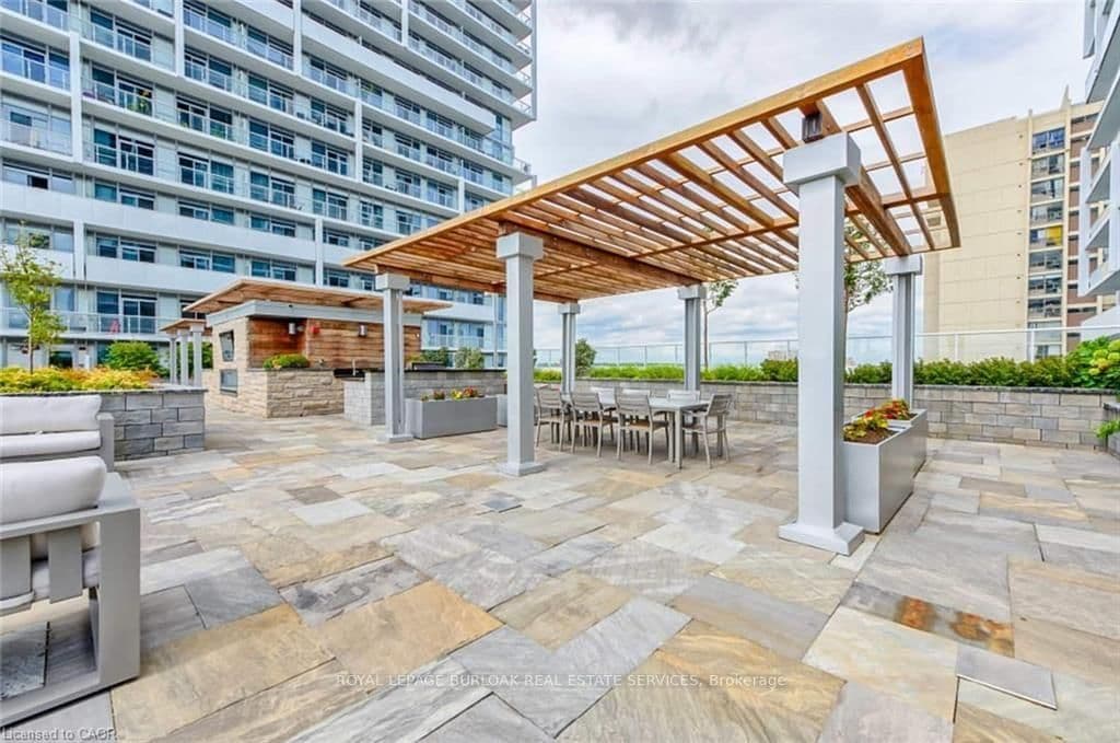 55 Speers Road, Unit 104 thumbnail 22