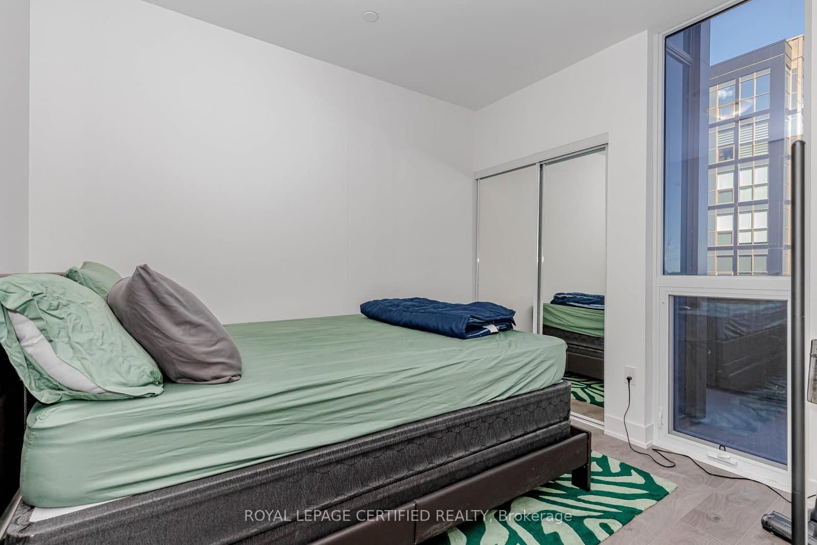 2333 Khalsa Gate, Unit 404 thumbnail 25