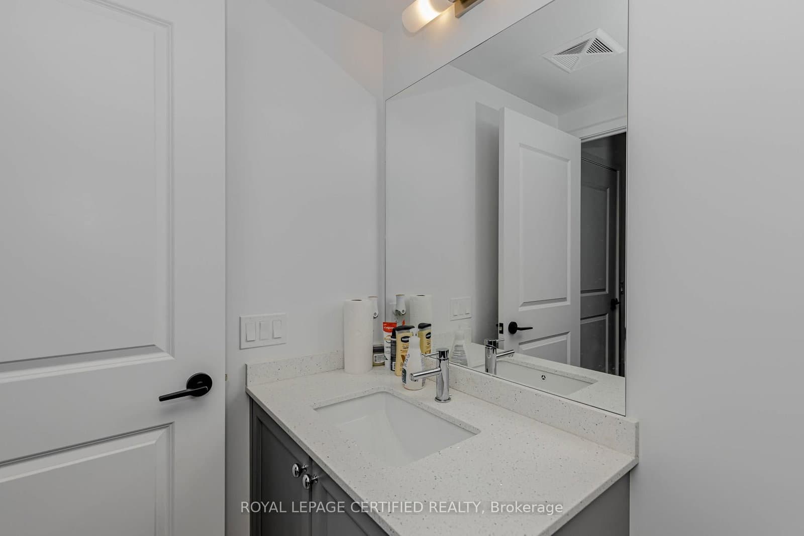 2333 Khalsa Gate, Unit 404 thumbnail 29