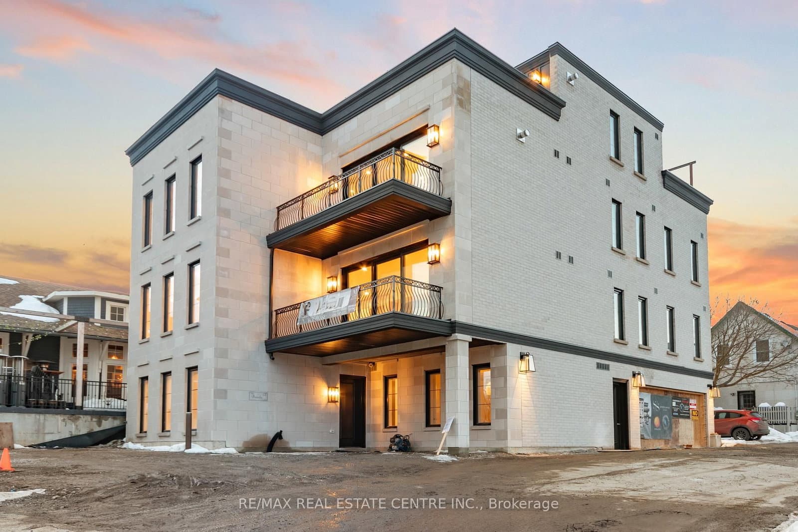 37 Armstrong Street, Unit 1 thumbnail 20