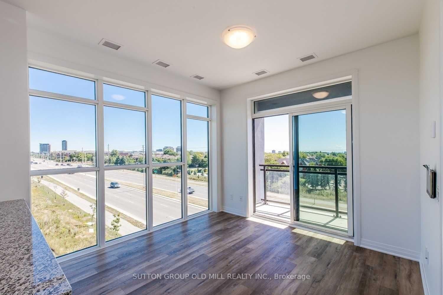 95 Dundas Street W, Unit 307 thumbnail 9