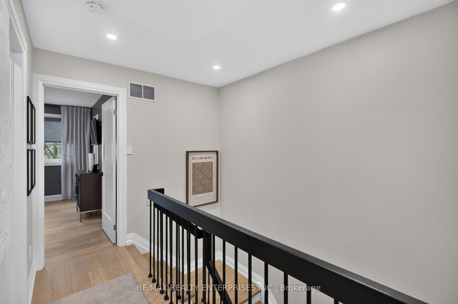 1160 Walden Circle, Unit 6 thumbnail 24