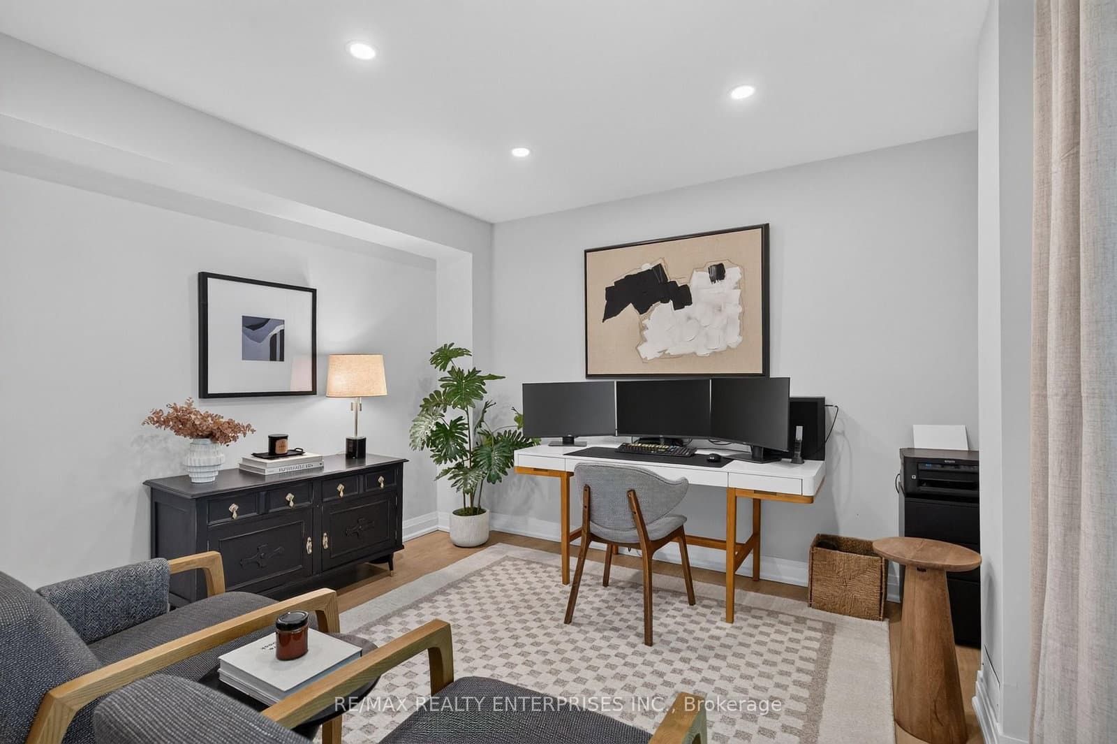 1160 Walden Circle, Unit 6 thumbnail 32