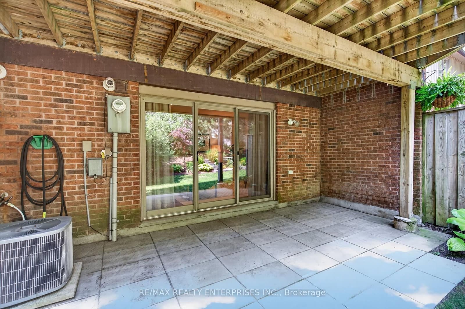 1160 Walden Circle, Unit 6 thumbnail 41