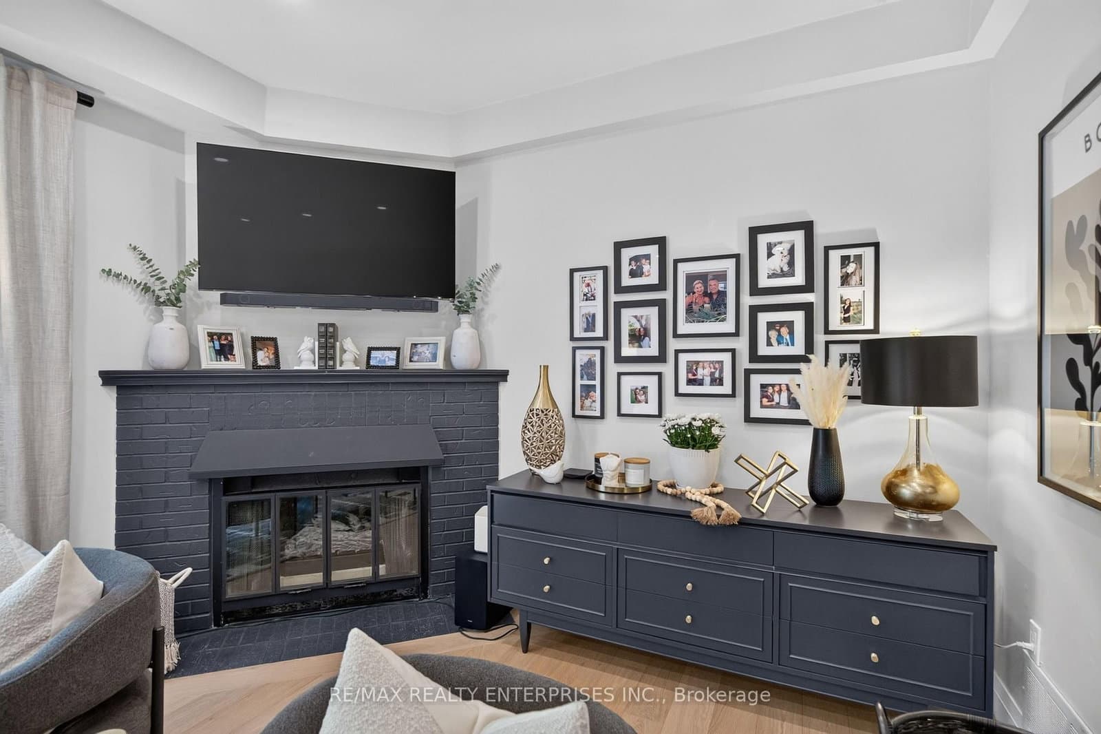 1160 Walden Circle, Unit 6 thumbnail 7