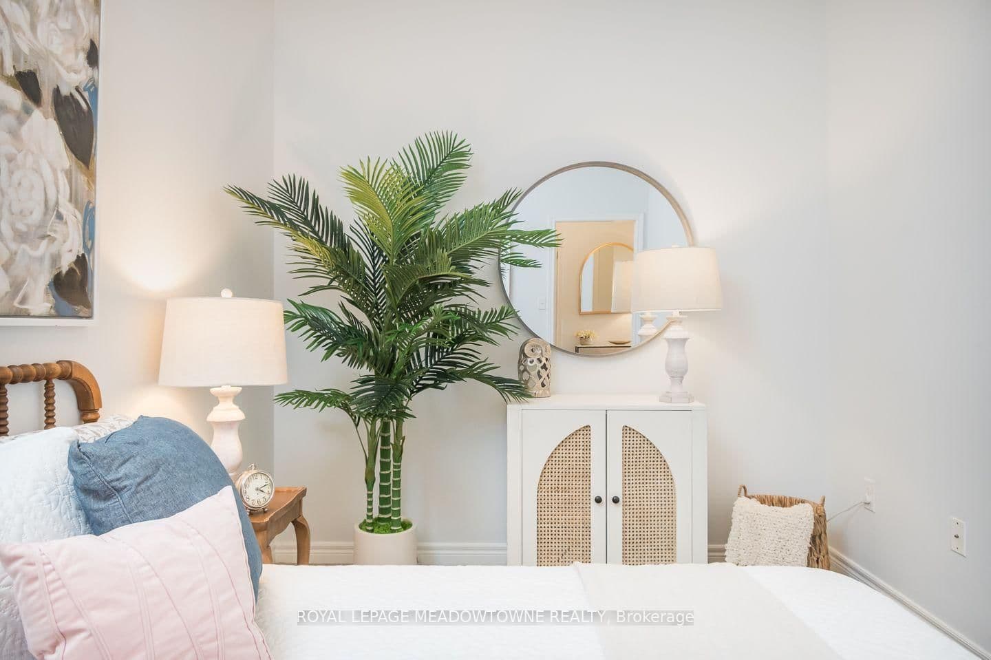 383 Main Street E, Unit 302 thumbnail 20