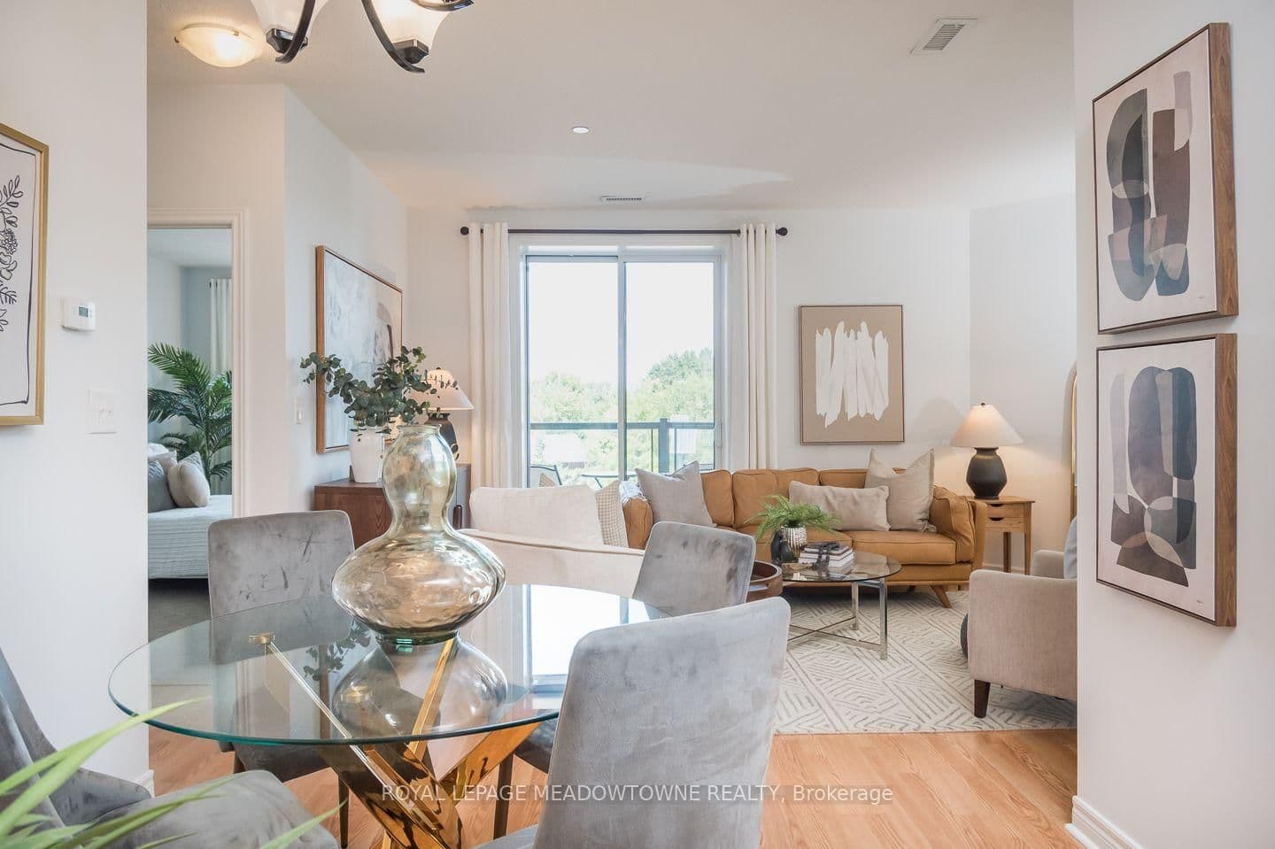 383 Main Street E, Unit 302 thumbnail 5