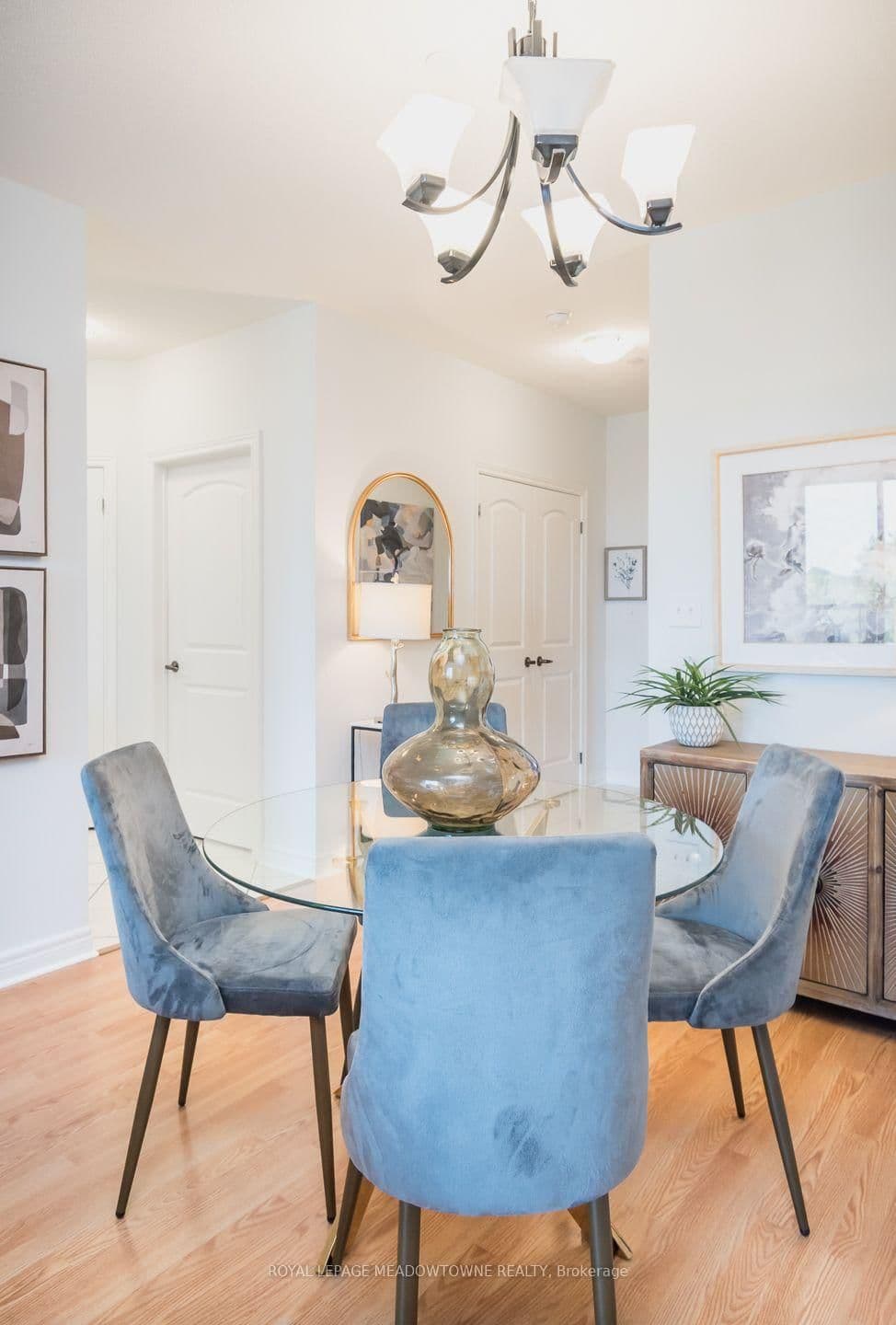 383 Main Street E, Unit 302 thumbnail 6