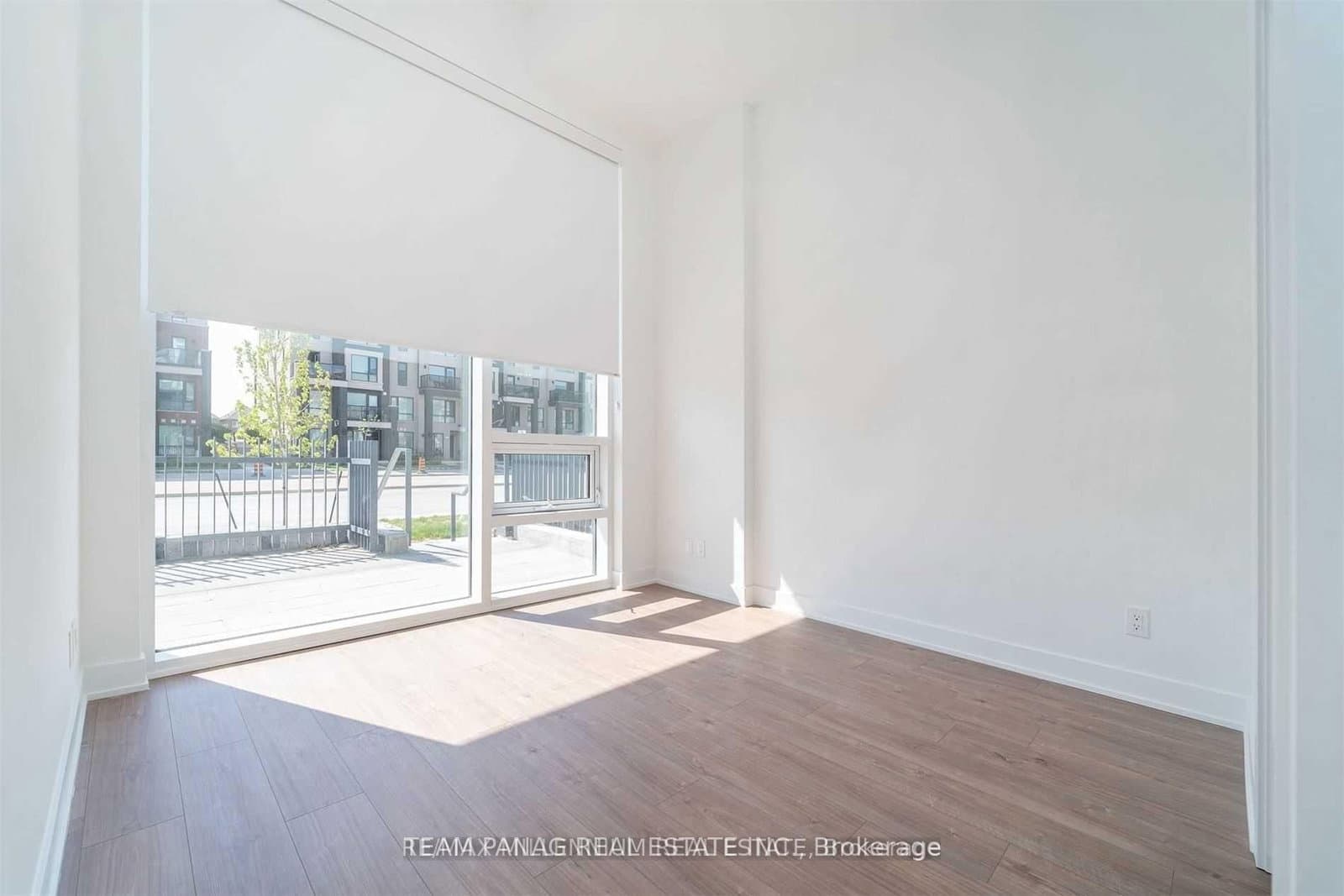 180 Veterans Drive, Unit 102 thumbnail 6