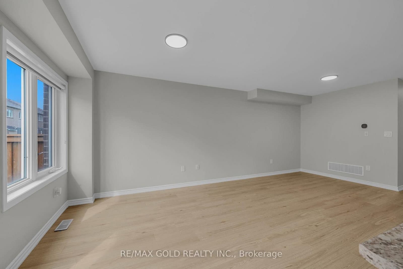 94 Benhurst Crescent thumbnail 14