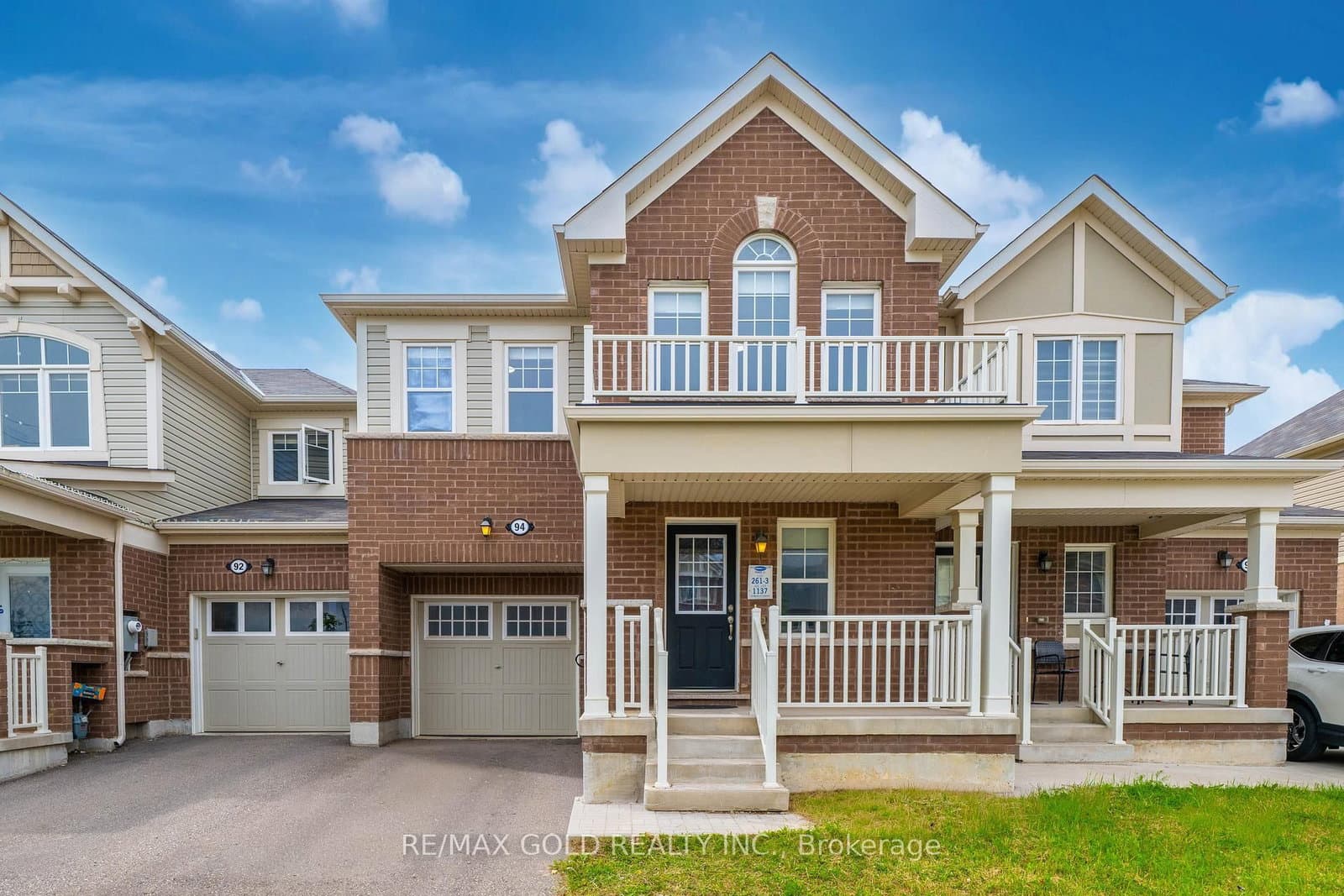 94 Benhurst Crescent thumbnail 3
