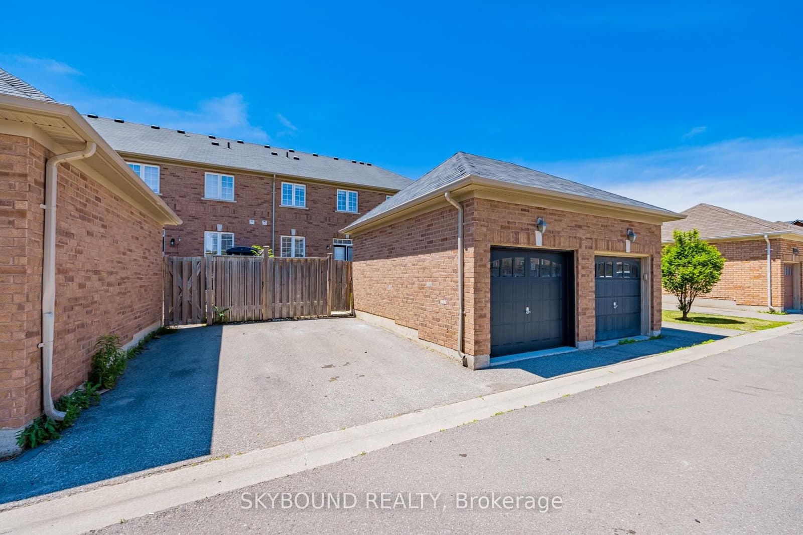 651 Farmstead Drive, Unit 3 thumbnail 20