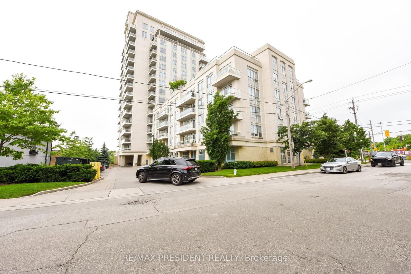 3865 Lake Shore Boulevard W, Unit 1101 thumbnail 3
