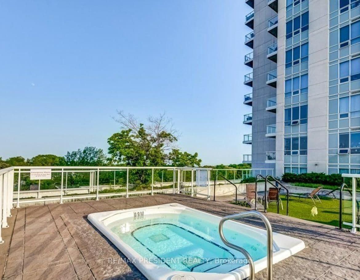 3865 Lake Shore Boulevard W, Unit 1101 thumbnail 31