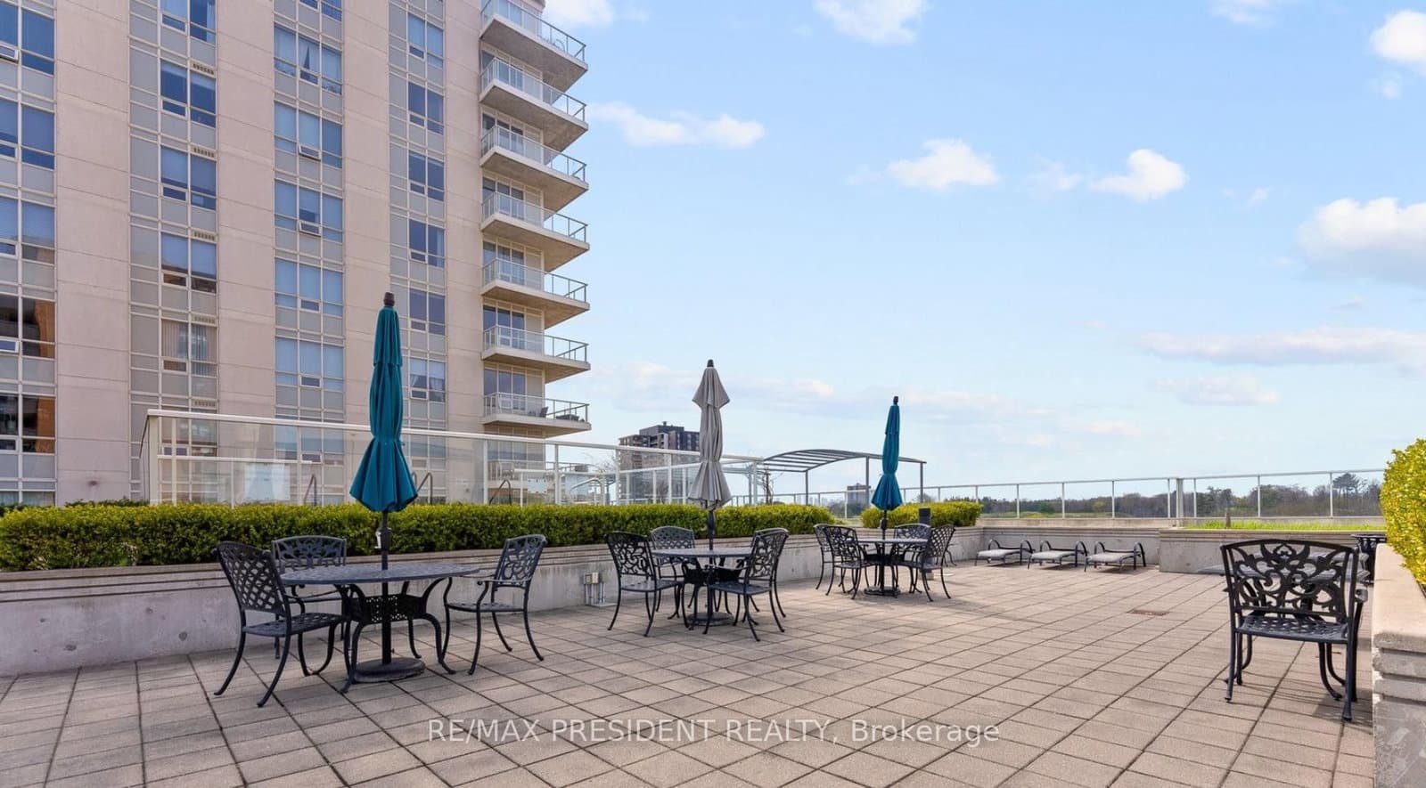 3865 Lake Shore Boulevard W, Unit 1101 thumbnail 32