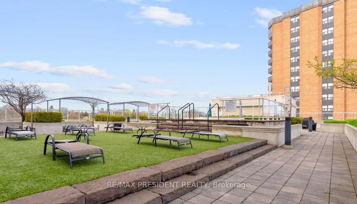 3865 Lake Shore Boulevard W, Unit 1101 thumbnail 33