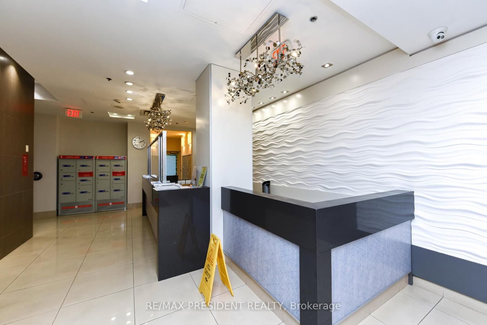 3865 Lake Shore Boulevard W, Unit 1101 thumbnail 5