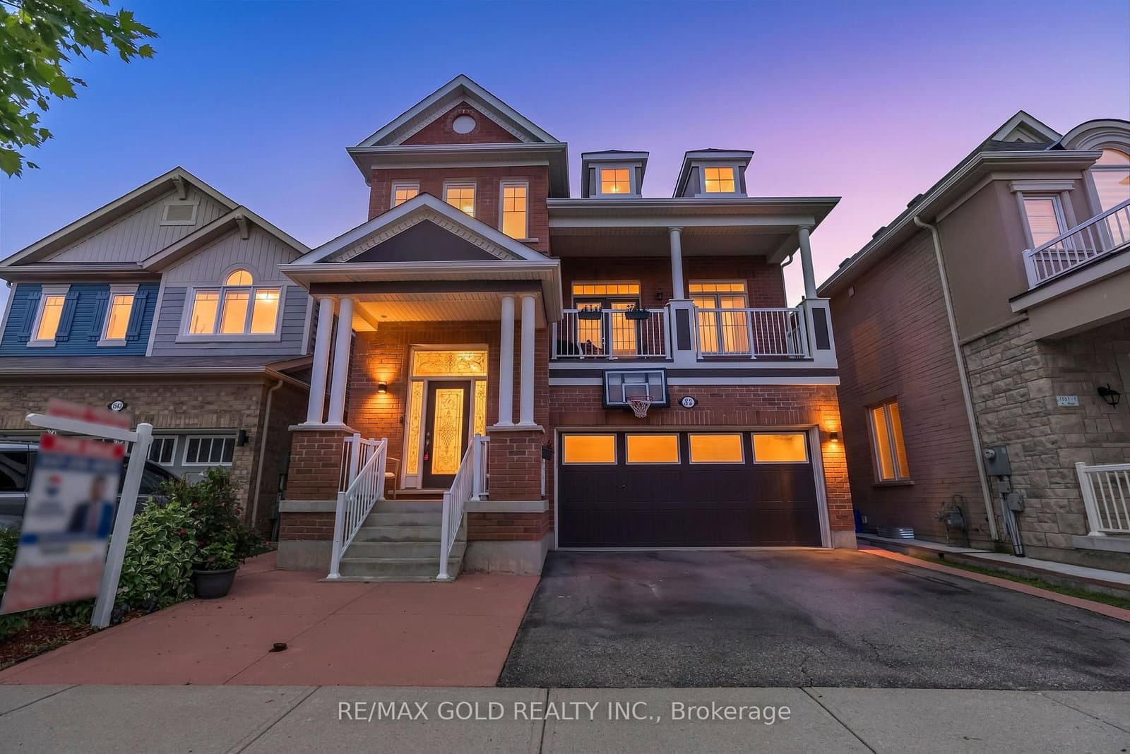 1547 Farmstead Drive thumbnail 2