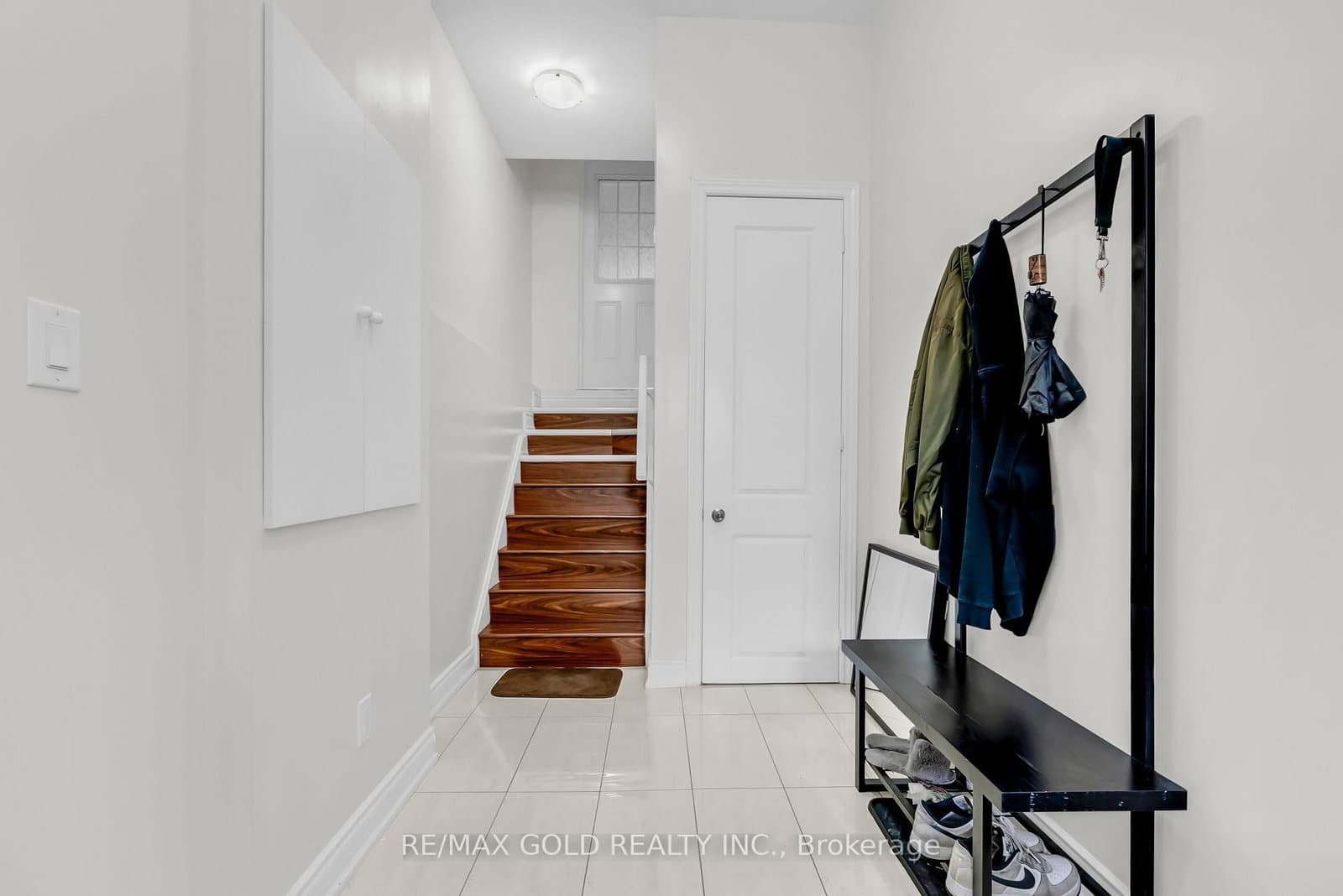 1547 Farmstead Drive thumbnail 34