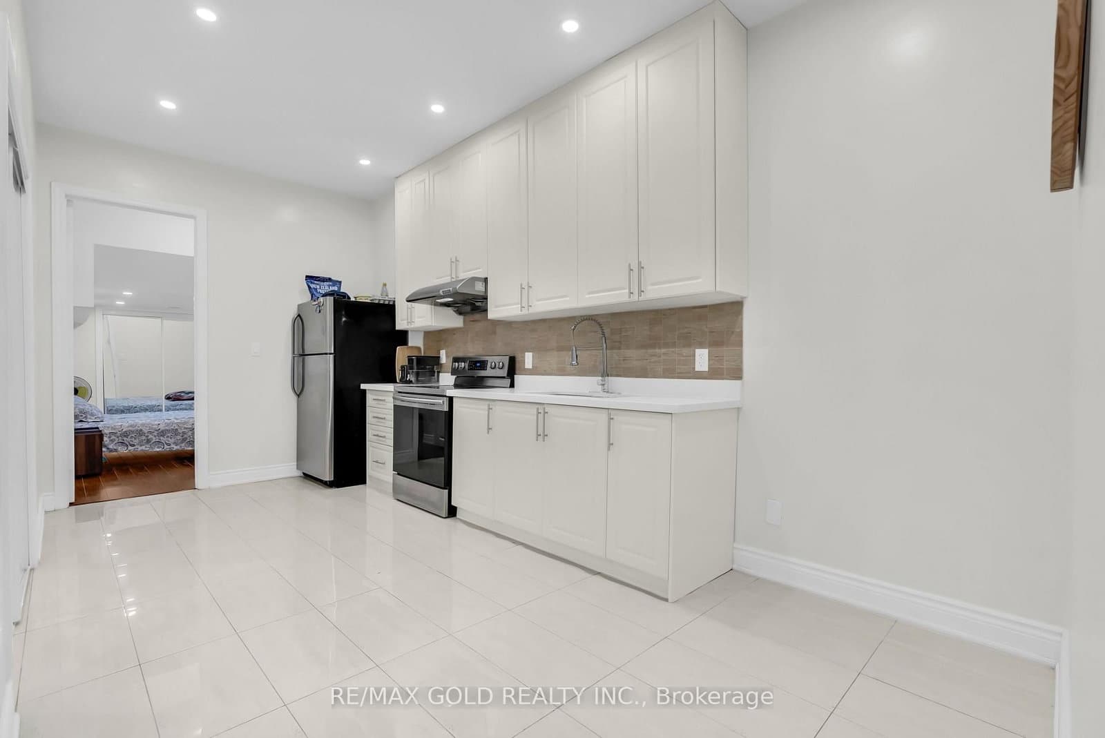 1547 Farmstead Drive thumbnail 37
