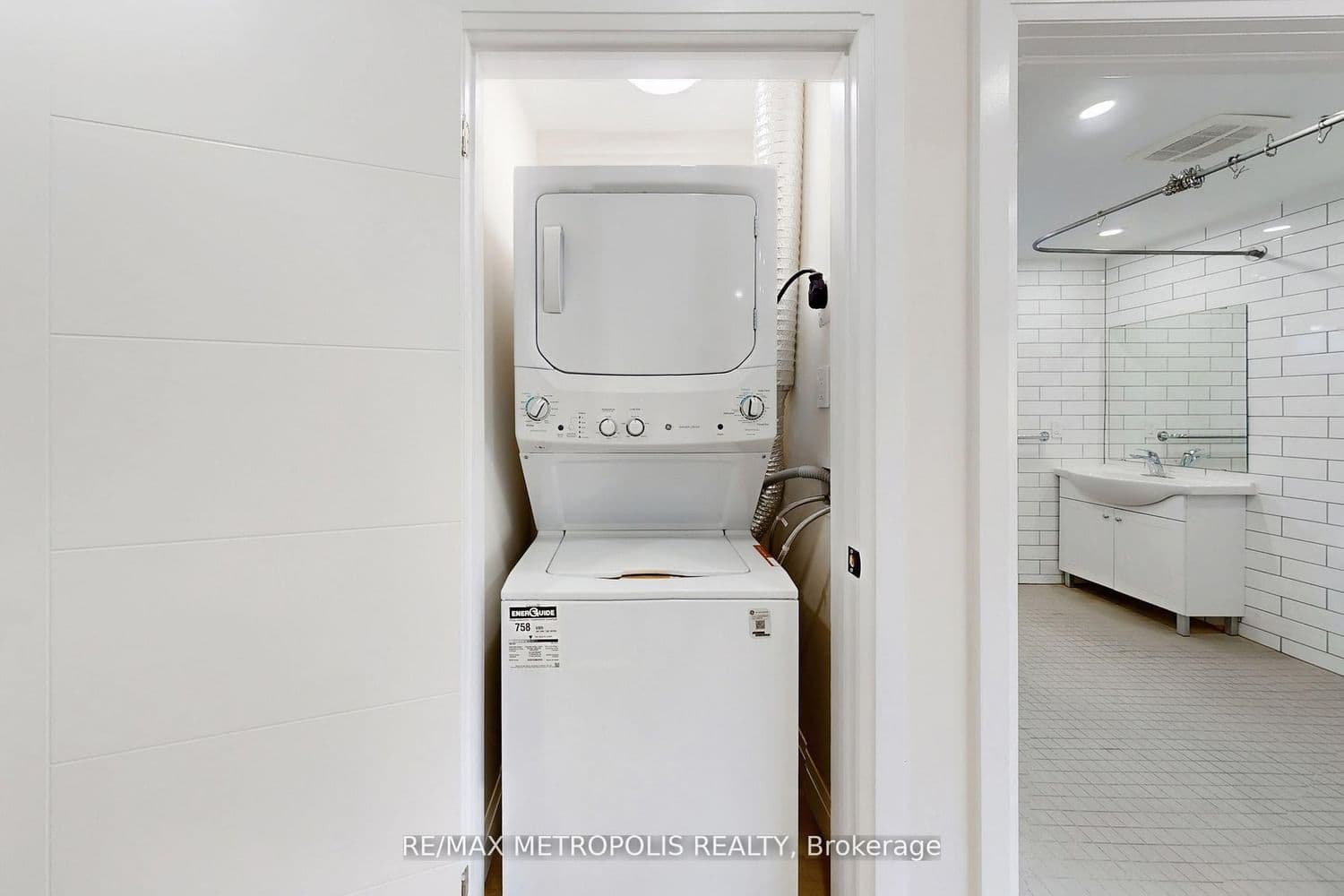 85 Primula Crescent, Unit Upper thumbnail 3
